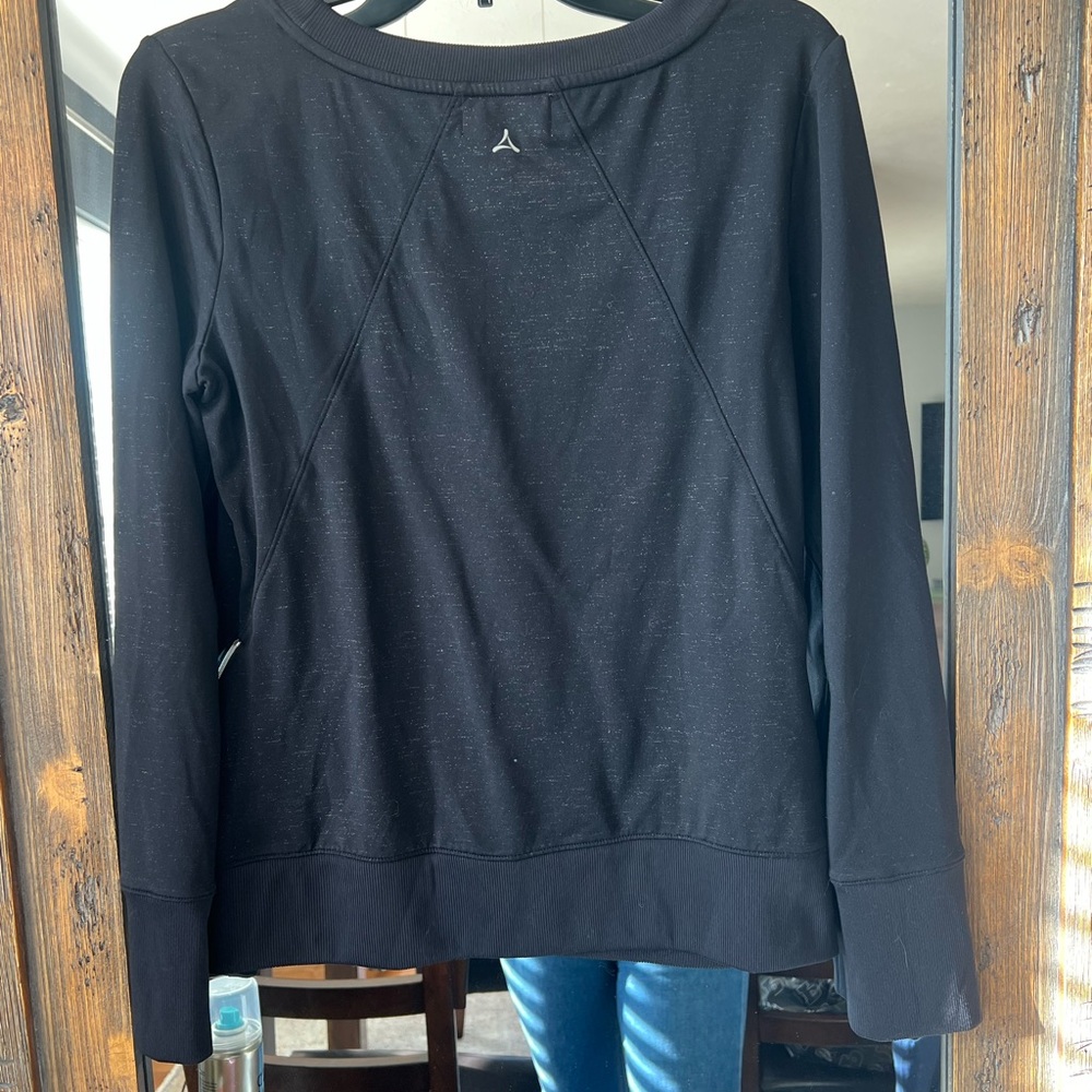 Aspire black and silver crewneck - Picture 7 of 7
